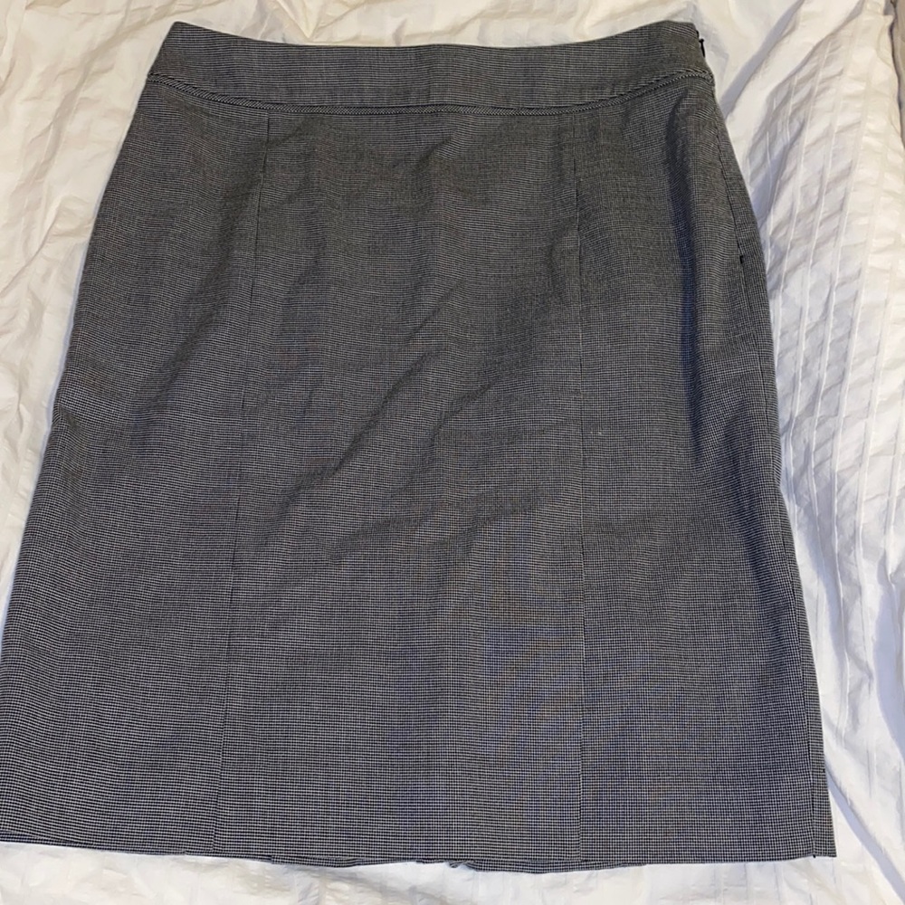 White House black market skirt